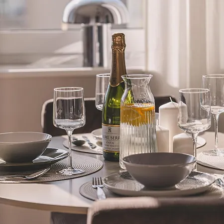 2homerent Brzozowa 10 Minutes From Airport